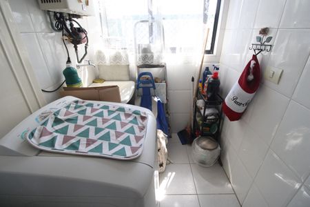 Apartamento para alugar com 66m², 2 quartos e 1 vagaÁrea de serviço