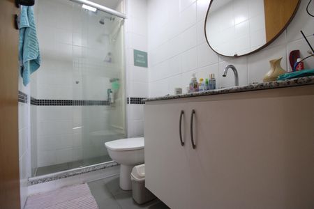 Apartamento para alugar com 66m², 2 quartos e 1 vagaBanheiro social