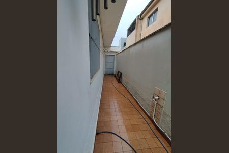 Casa para alugar com 259m², 2 quartos e sem vaga