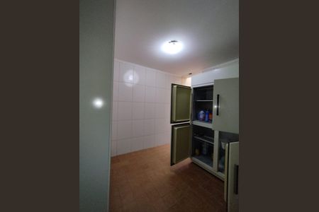 Casa para alugar com 2 quartos, 259m² em Vila Mazzei, São Paulo