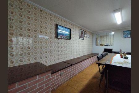 Casa para alugar com 259m², 2 quartos e sem vaga