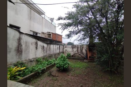 Casa para alugar com 259m², 2 quartos e sem vaga