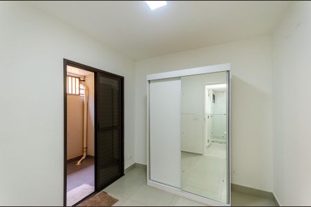 Quarto 1 de apartamento para alugar com 2 quartos, 42m² em Vila dos Remedios, São Paulo