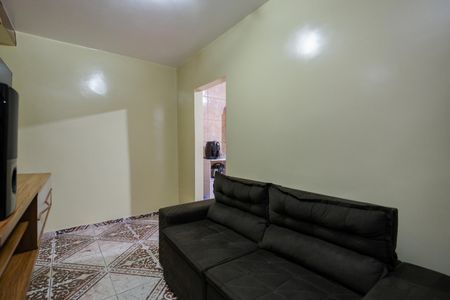 Sala de casa para alugar com 1 quarto, 70m² em Vila Iasi, Taboão da Serra