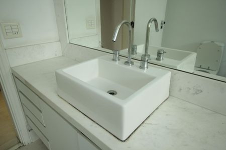 Apartamento à venda com 266m², 5 quartos e 3 vagasBanheiro da Suíte Master