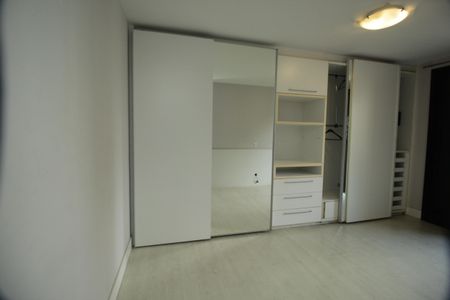 Apartamento à venda com 266m², 5 quartos e 3 vagasSuíte 3