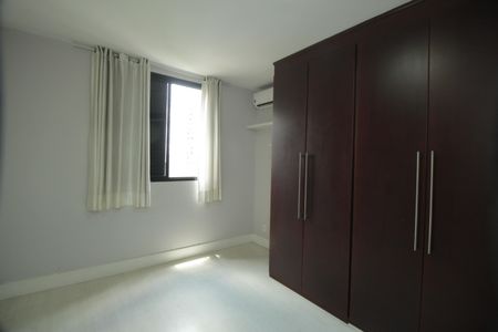Apartamento à venda com 266m², 5 quartos e 3 vagasSuíte 1