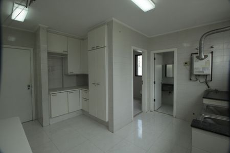 Apartamento à venda com 266m², 5 quartos e 3 vagasÁrea de Serviço