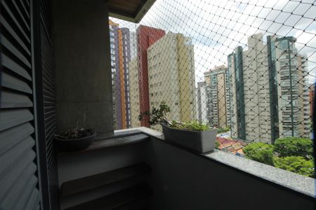 Apartamento à venda com 266m², 5 quartos e 3 vagasVaranda da Suíte 3