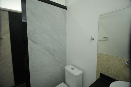 Apartamento à venda com 266m², 5 quartos e 3 vagasBanheiro da Suíte 3