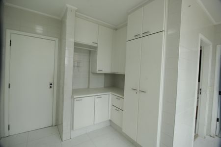 Apartamento à venda com 266m², 5 quartos e 3 vagasÁrea de Serviço