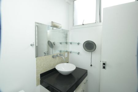 Apartamento à venda com 266m², 5 quartos e 3 vagasBanheiro da Suíte 2