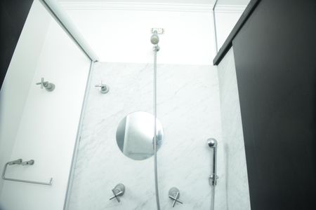 Apartamento à venda com 266m², 5 quartos e 3 vagasBanheiro da Suíte 2