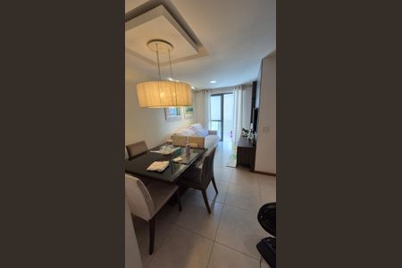 Apartamento à venda com 85m², 2 quartos e 1 vagaSala