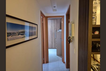 Corredor de apartamento para alugar com 2 quartos, 85m² em Icaraí, Niterói
