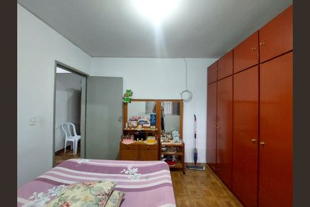Casa à venda com 300m², 3 quartos e 1 vaga Casa à venda com 300m², 3 quartos e 1 vagaQuarto 1