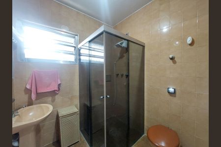 Casa à venda com 300m², 3 quartos e 1 vaga Casa à venda com 300m², 3 quartos e 1 vagaBanheiro 2