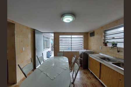 Casa à venda com 300m², 3 quartos e 1 vaga Casa à venda com 300m², 3 quartos e 1 vagaCozinha