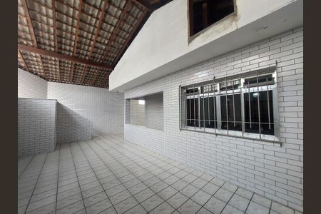 Casa à venda com 300m², 3 quartos e 1 vaga Casa à venda com 300m², 3 quartos e 1 vagaQuintal 1