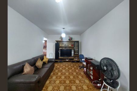 Sala de casa à venda com 3 quartos, 300m² em Jardim Diomar, São Paulo