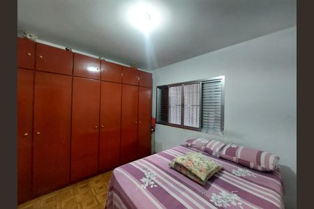Casa à venda com 300m², 3 quartos e 1 vaga Casa à venda com 300m², 3 quartos e 1 vagaQuarto 1