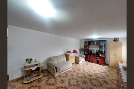 Casa à venda com 300m², 3 quartos e 1 vaga Casa à venda com 300m², 3 quartos e 1 vagaSala de Jantar