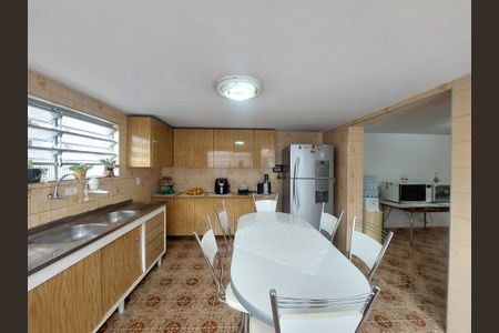 Casa à venda com 300m², 3 quartos e 1 vaga Casa à venda com 300m², 3 quartos e 1 vagaCozinha