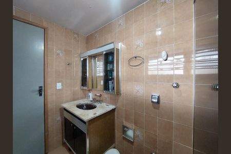 Casa à venda com 300m², 3 quartos e 1 vaga Casa à venda com 300m², 3 quartos e 1 vagaBanheiro 1