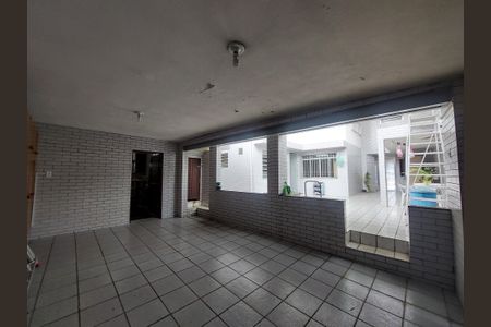 Casa à venda com 300m², 3 quartos e 1 vaga Casa à venda com 300m², 3 quartos e 1 vagaGaragem