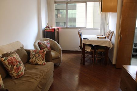 Apartamento à venda com 40m², 1 quarto e 1 vagaSala