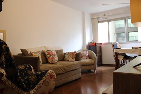 Apartamento à venda com 40m², 1 quarto e 1 vagaSala