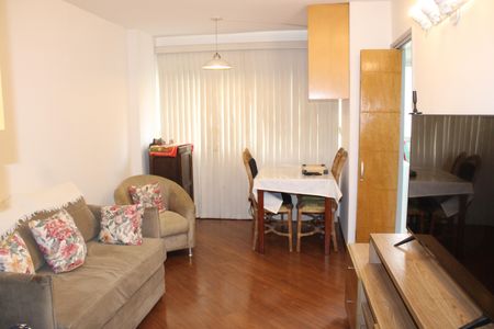 Apartamento à venda com 40m², 1 quarto e 1 vagaSala