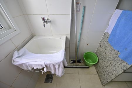 Apartamento para alugar com 60m², 2 quartos e 1 vaga Apartamento para alugar com 60m², 2 quartos e 1 vagaÁrea de Serviço