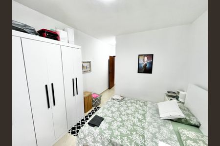 Casa à venda com 124m², 5 quartos e 2 vagasQuarto 3 - Suíte