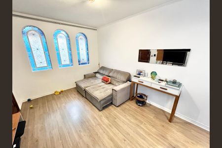 Casa à venda com 124m², 5 quartos e 2 vagasSala