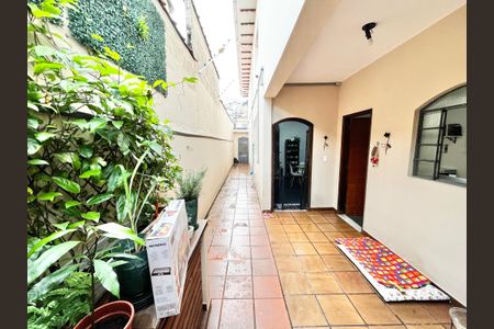 Casa à venda com 124m², 5 quartos e 2 vagasQuintal