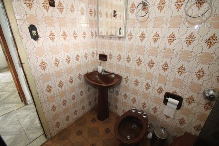 Casa para alugar com 365m², 3 quartos e 4 vagasBanheiro