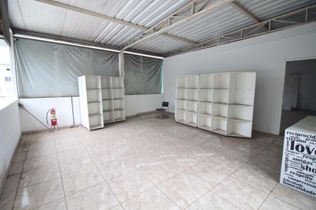 Casa para alugar com 365m², 3 quartos e 4 vagasTerraço