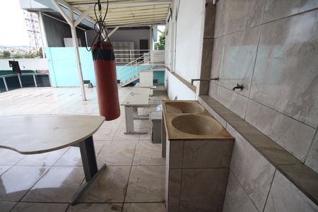 Casa para alugar com 365m², 3 quartos e 4 vagasÁrea de Serviço