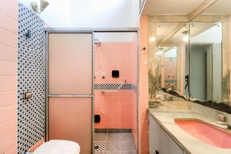 Casa à venda com 120m², 2 quartos e 1 vagaBanheiro