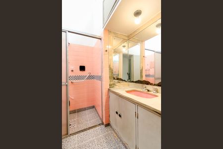 Casa à venda com 120m², 2 quartos e 1 vagaBanheiro