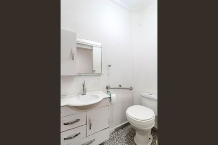 Casa à venda com 120m², 2 quartos e 1 vagaBanheiro de Serviço