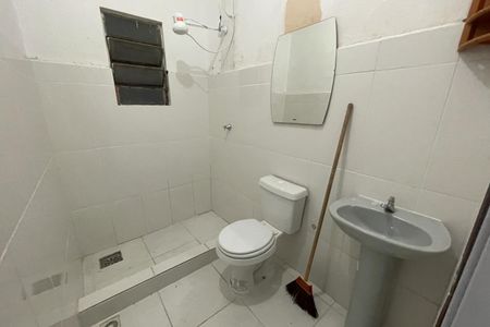 Casa para alugar com 80m², 1 quarto e sem vagaBanheiro