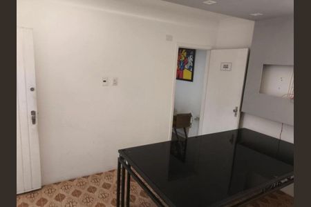 Casa para alugar com 151m², 4 quartos e 2 vagas