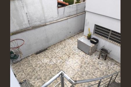 Casa para alugar com 151m², 4 quartos e 2 vagas