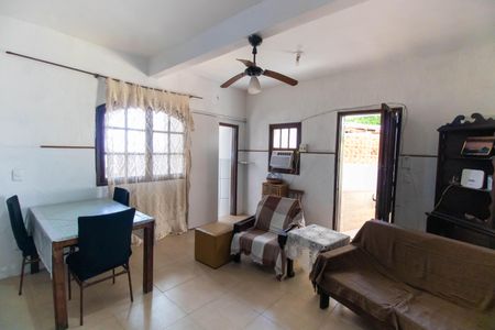 Sala de casa para alugar com 2 quartos, 62m² em Itaipu, Niterói