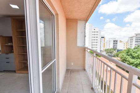 Varanda de kitnet/studio para alugar com 1 quarto, 23m² em Liberdade, São Paulo