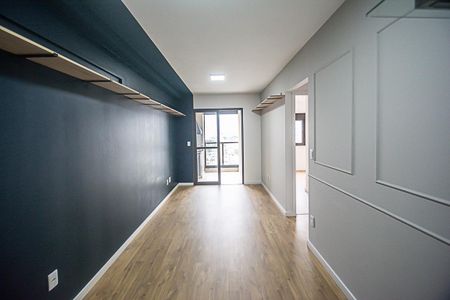 Apartamento à venda com 53m², 2 quartos e 1 vaga Apartamento à venda com 53m², 2 quartos e 1 vagaSala