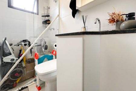 Apartamento à venda com 53m², 2 quartos e 1 vagaBanheiro Social