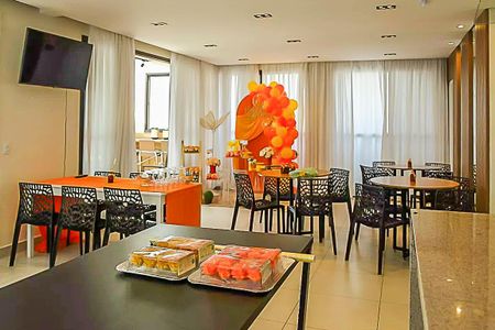Apartamento à venda com 53m², 2 quartos e 1 vaga Apartamento à venda com 53m², 2 quartos e 1 vagaÁrea comum - Salão de festas